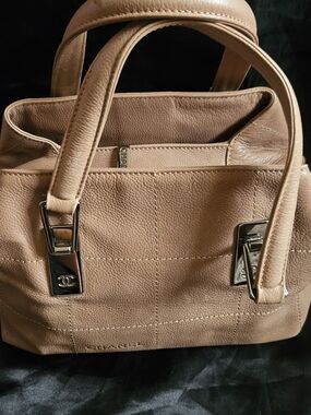 Chanel Beige Leather Top-Handle Shoulder Bag